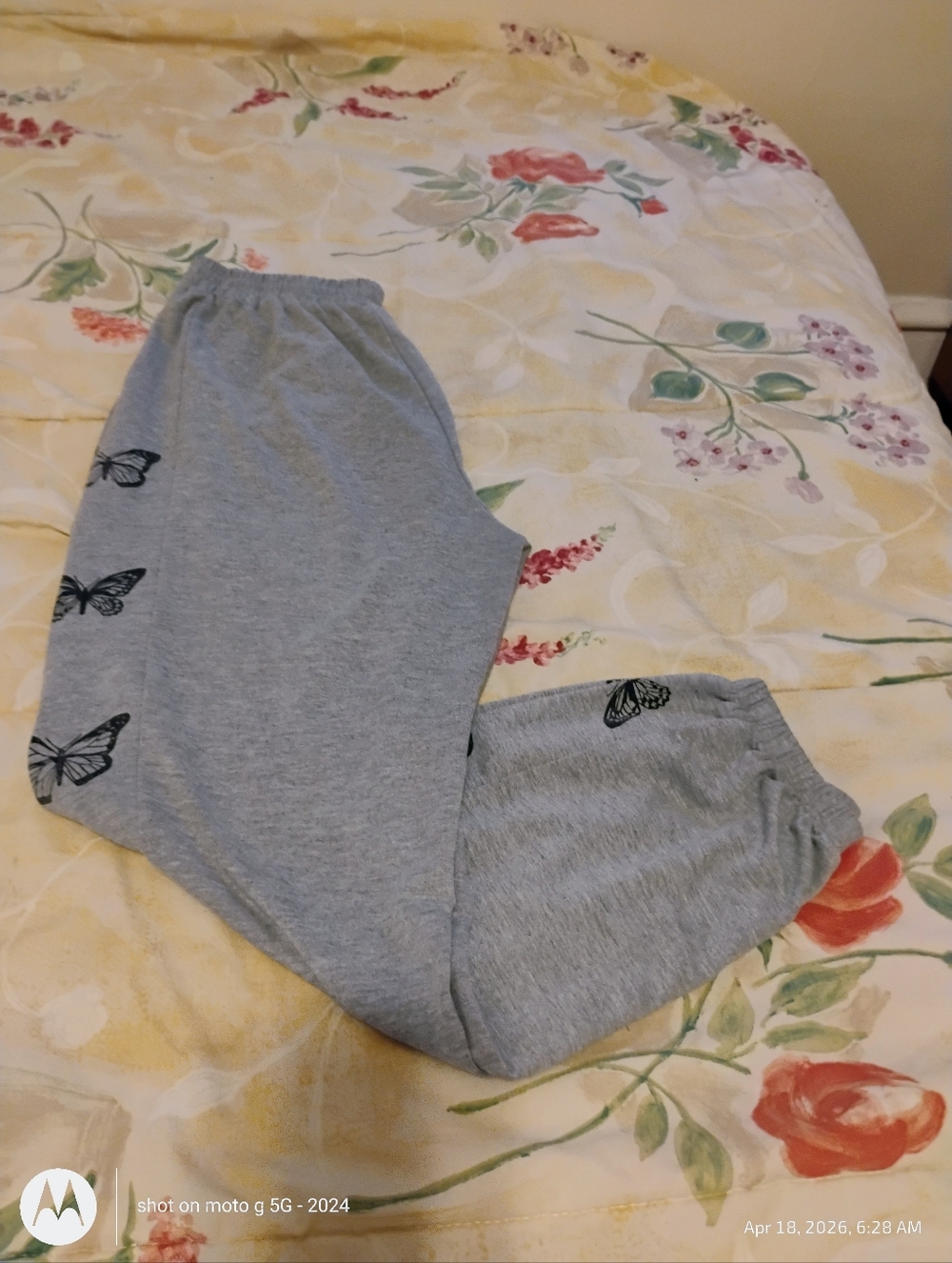 Women's Gray Butterfly Print Jogger Pants
